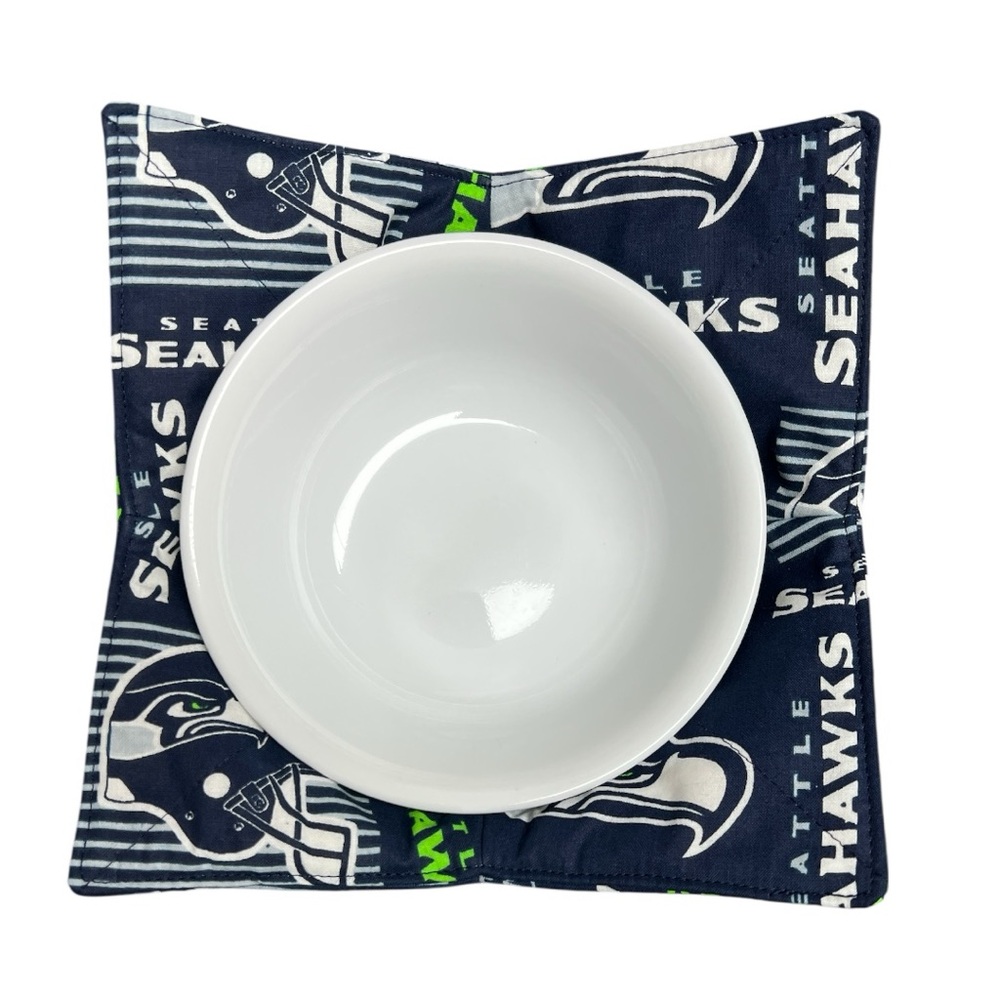 Seattle Seahawks Handcrafted Bowl Cozy Reversible NFL Bowl Holder Microwave Safe - Picture 5 of 12